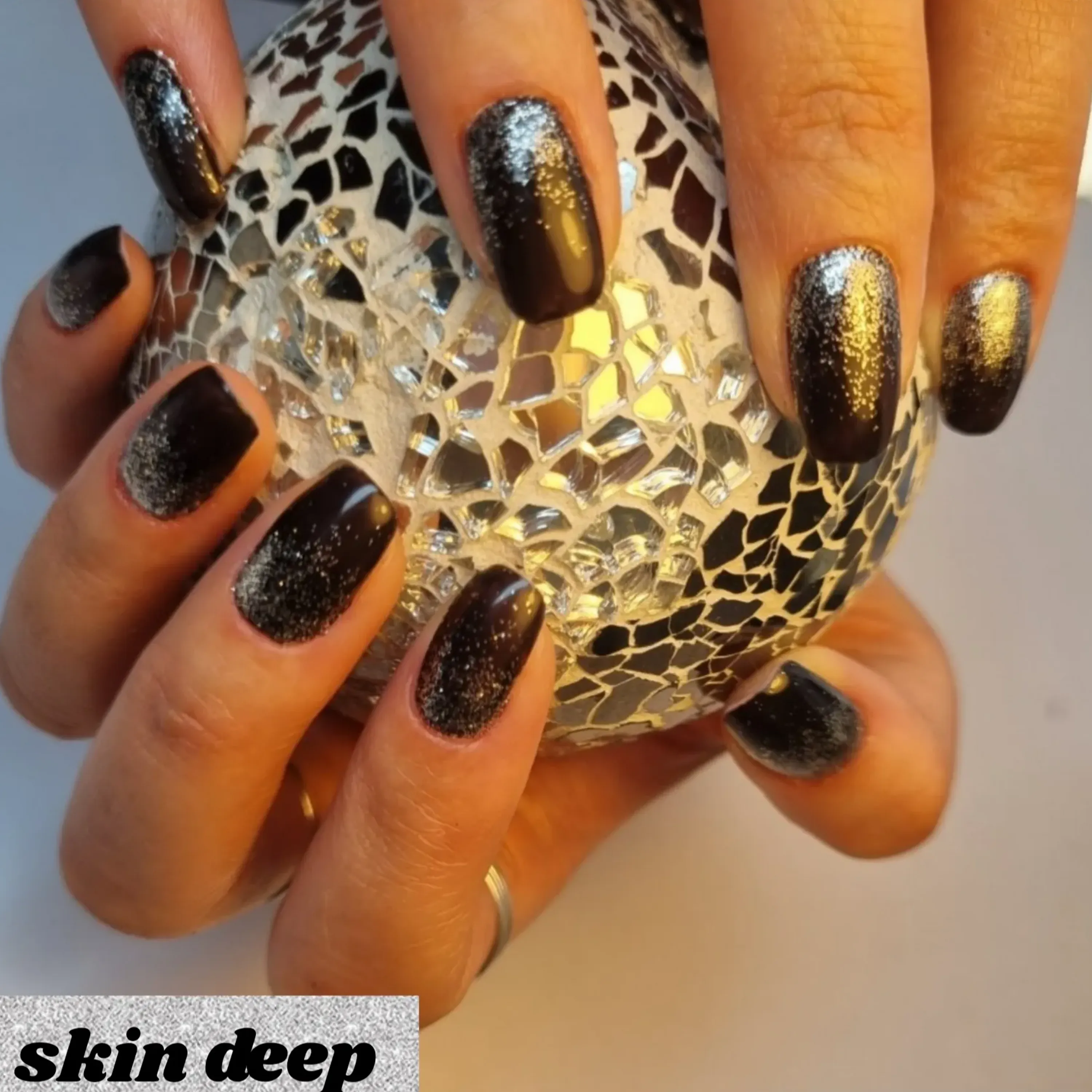 black, gold nails